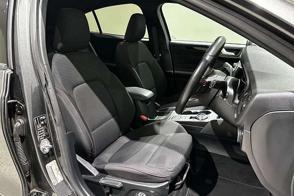 2019 Ford Focus ST-Line SA
