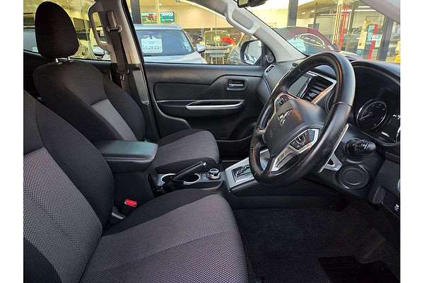 2022 Mitsubishi Triton GLS MR 4X4