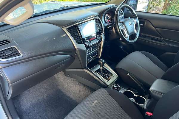 2020 Mitsubishi Triton GLX-R MR 4X4
