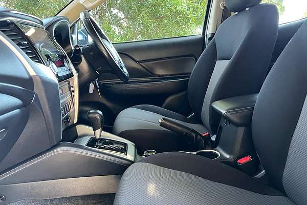 2020 Mitsubishi Triton GLX-R MR 4X4