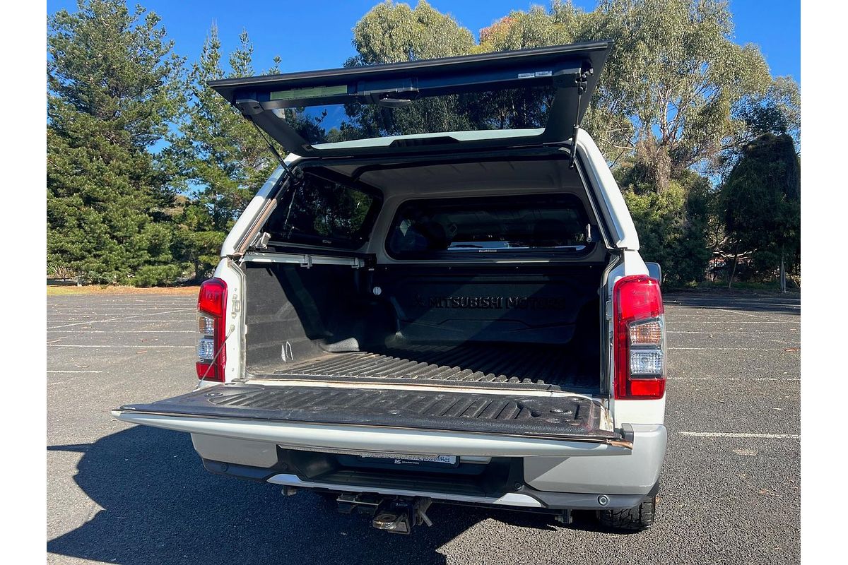 2020 Mitsubishi Triton GLX-R MR 4X4