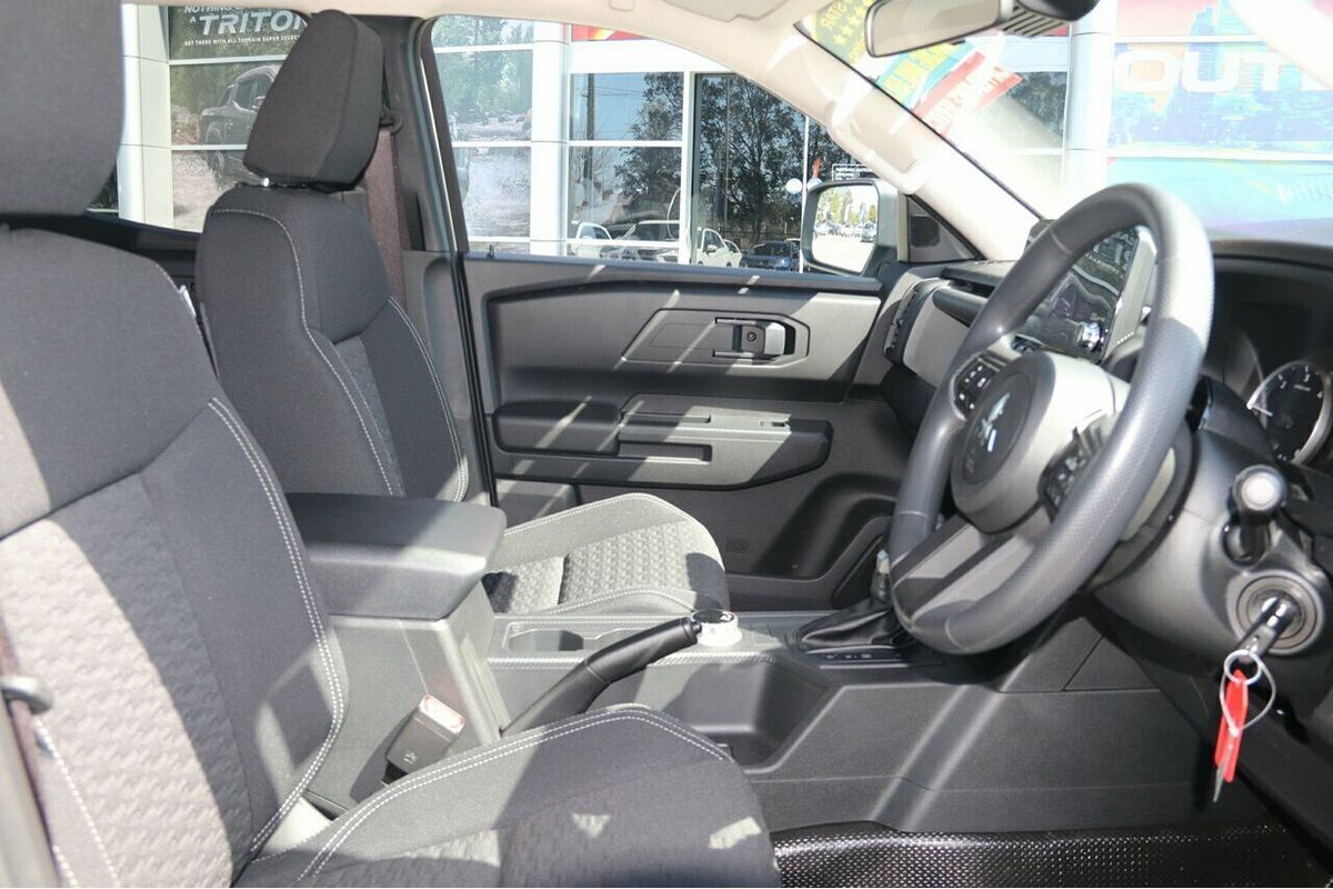 2025 Mitsubishi Triton GLX+ MV 4X4