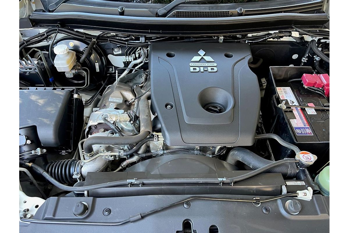 2020 Mitsubishi Triton GLX-R MR 4X4