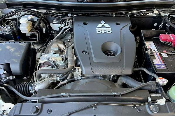 2020 Mitsubishi Triton GLX-R MR 4X4
