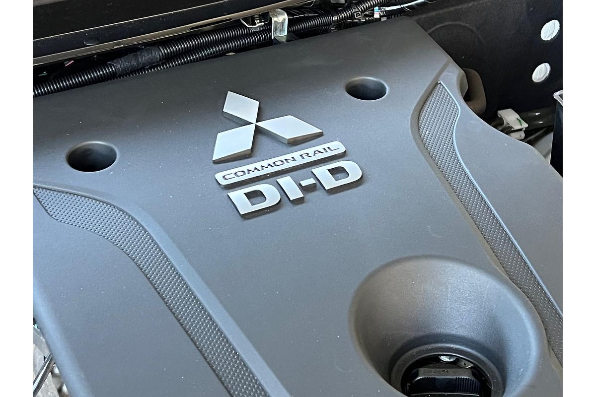 2020 Mitsubishi Triton GLX-R MR 4X4