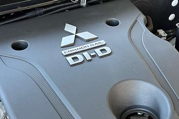 2020 Mitsubishi Triton GLX-R MR 4X4