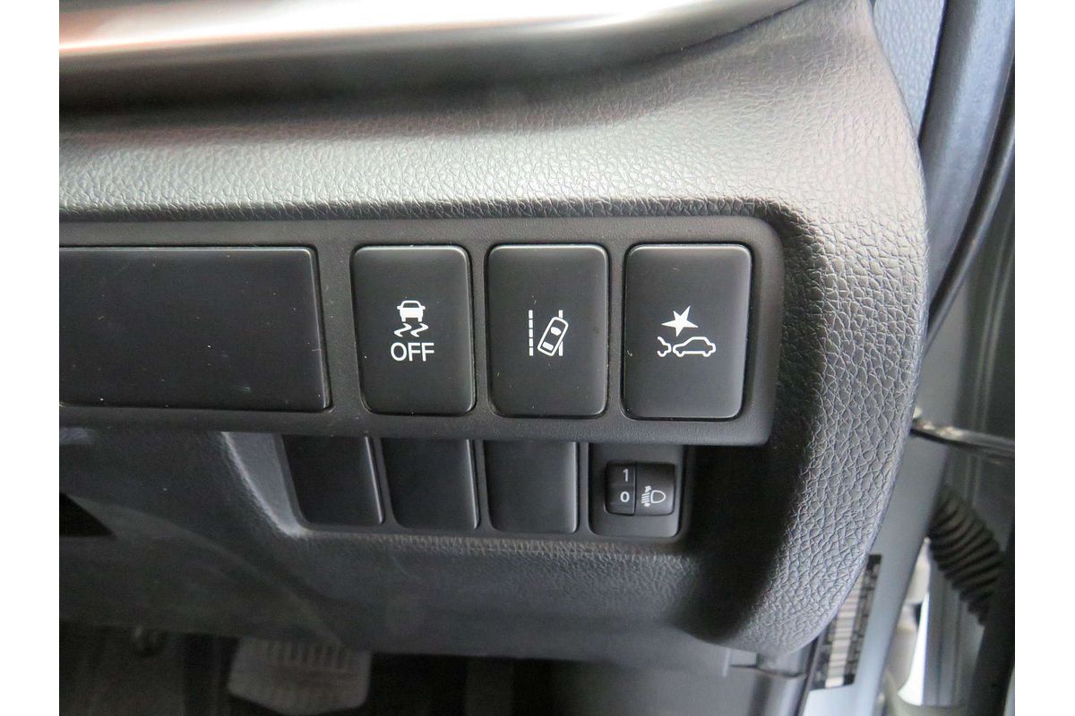 2021 Mitsubishi Eclipse Cross LS YB