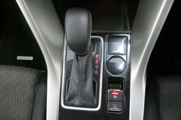 2021 Mitsubishi Eclipse Cross LS YB