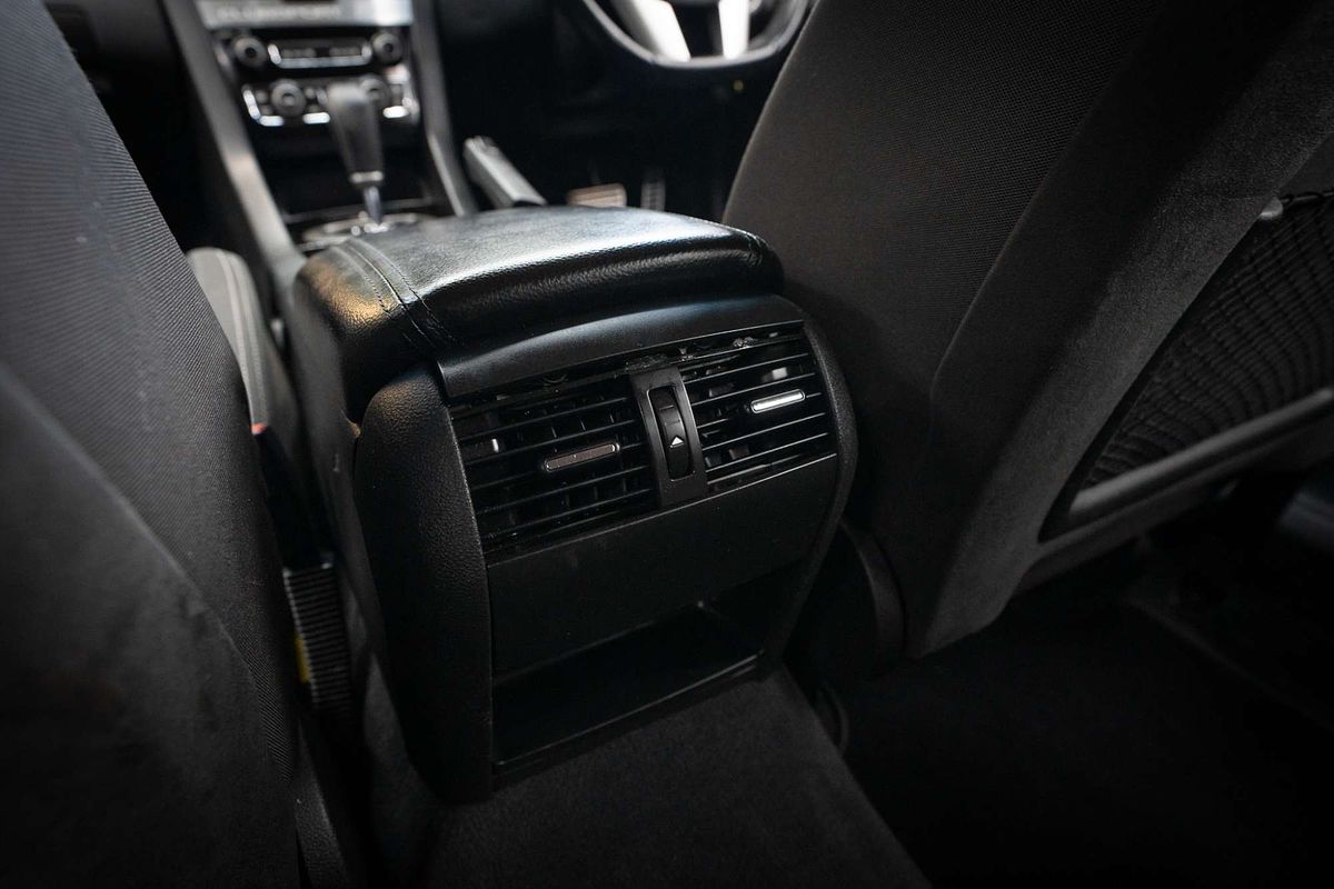 2011 Holden Special Vehicles Clubsport R8 Tourer E Series 3