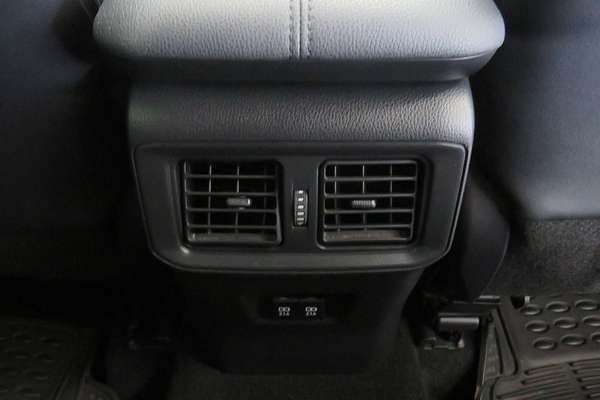 2020 Toyota RAV4 Cruiser AXAH54R