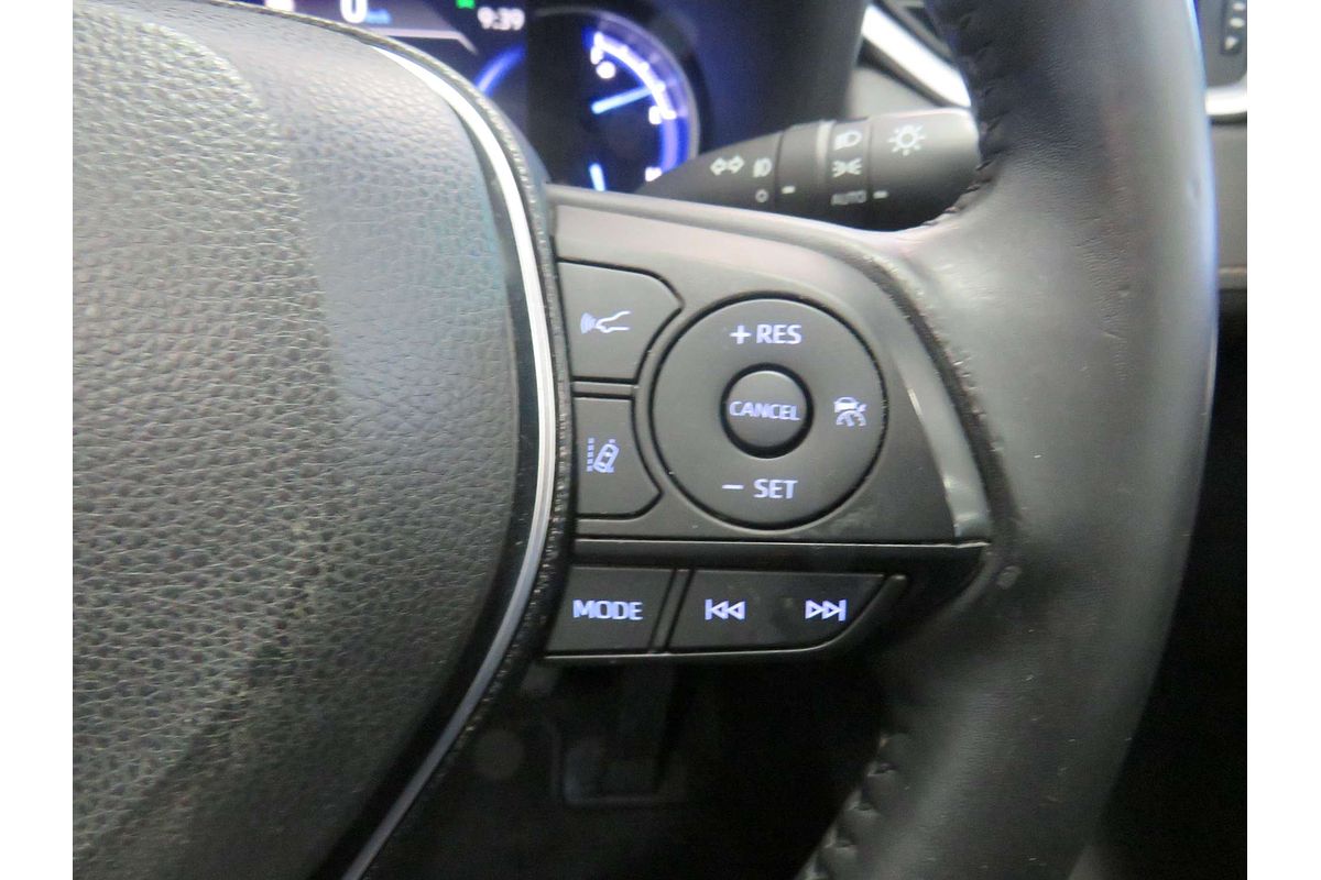 2020 Toyota RAV4 Cruiser AXAH54R