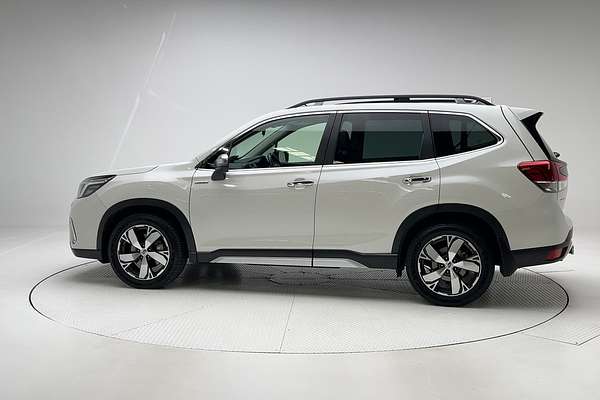2020 Subaru Forester Hybrid S S5