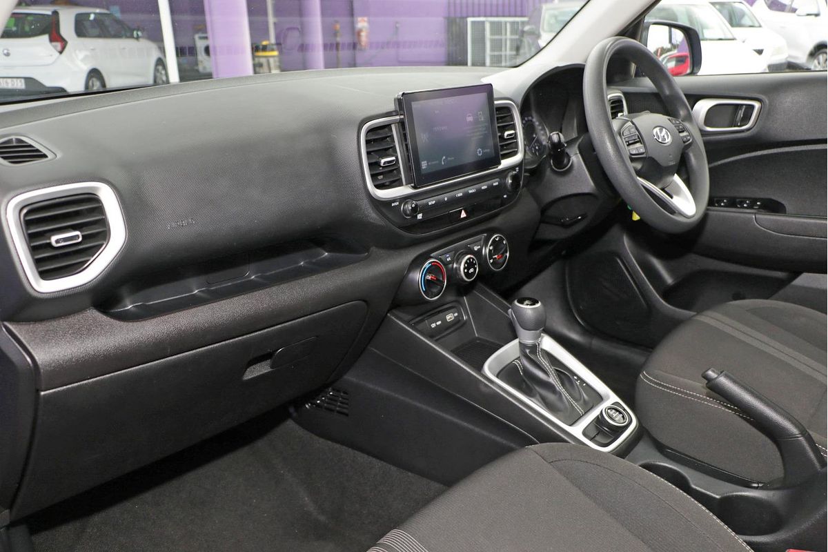 2022 Hyundai Venue Active QX.V4