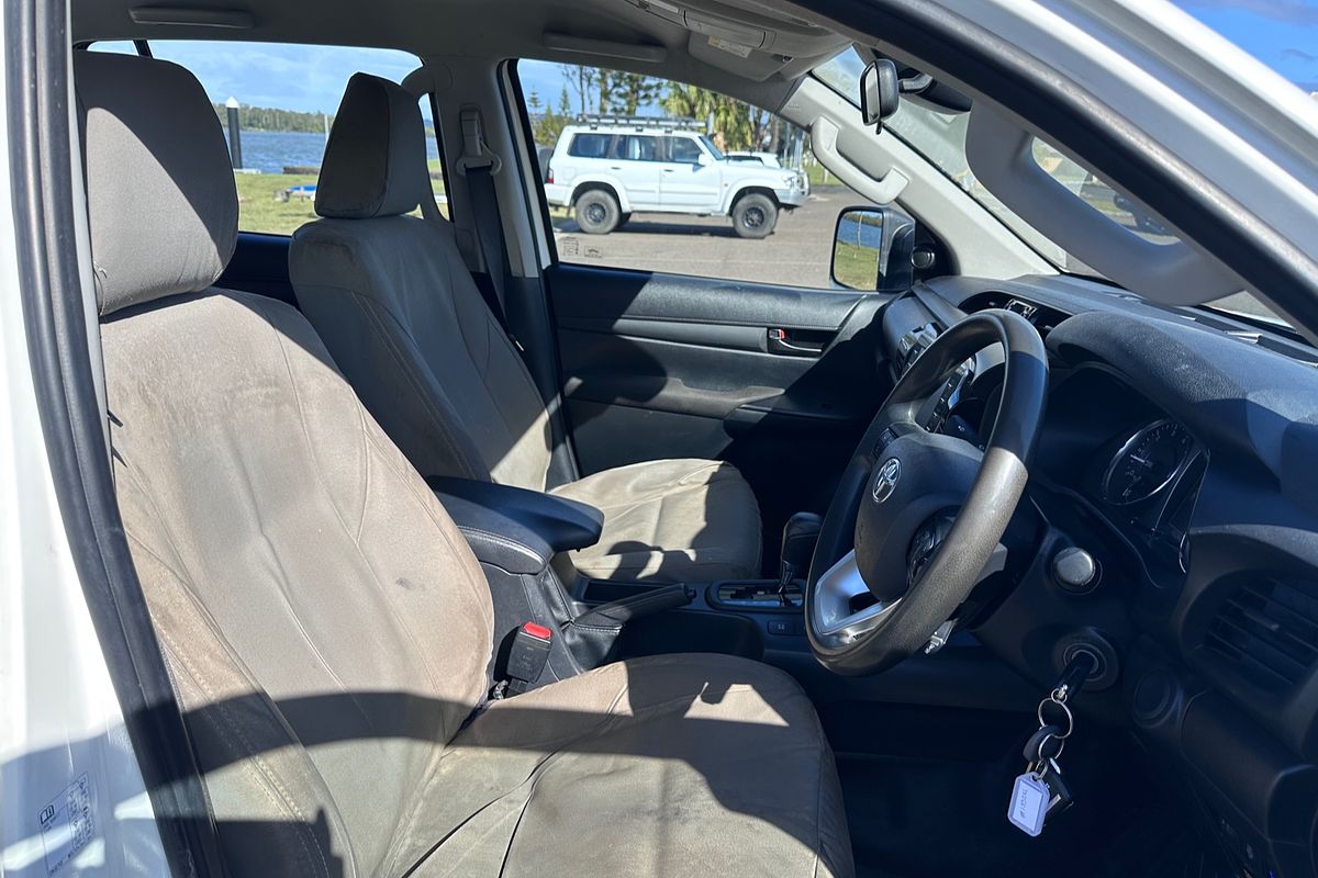 2020 Toyota Hilux SR GUN126R 4X4
