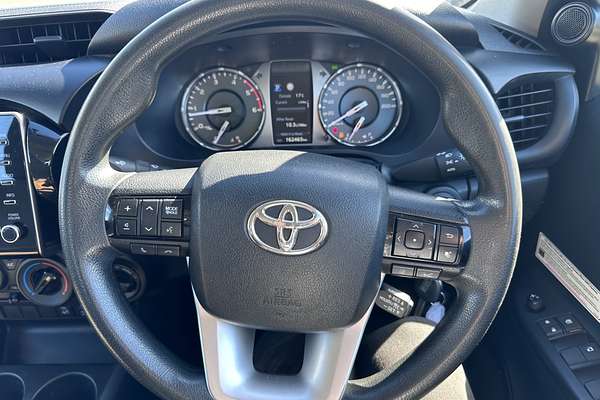 2020 Toyota Hilux SR GUN126R 4X4