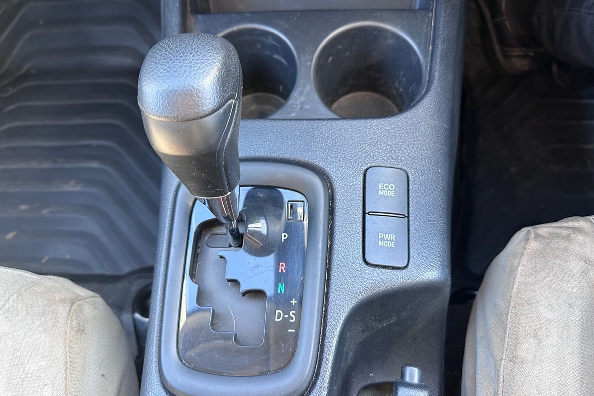 2020 Toyota Hilux SR GUN126R 4X4