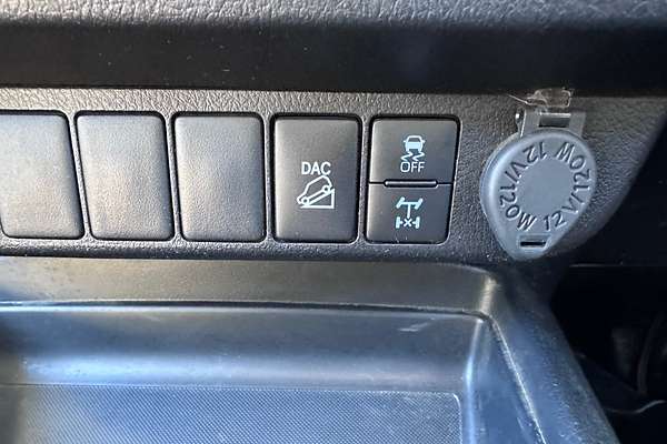 2020 Toyota Hilux SR GUN126R 4X4