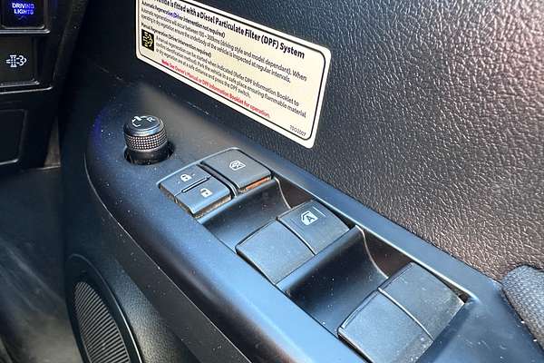 2020 Toyota Hilux SR GUN126R 4X4