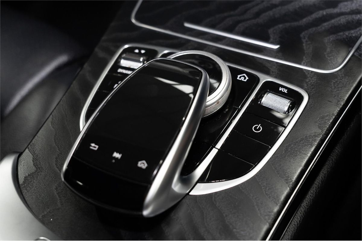 2019 Mercedes-Benz C-Class C200 W205