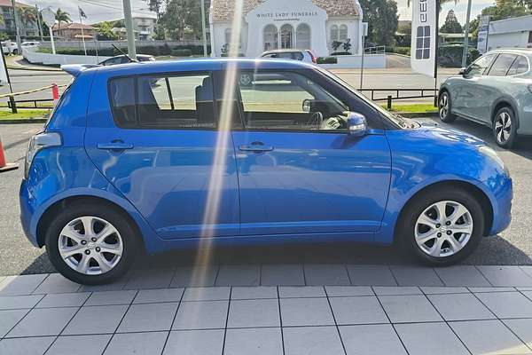 2009 Suzuki Swift  RS415