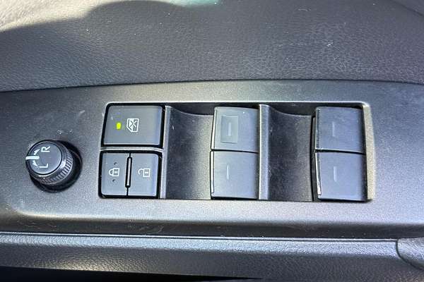 2021 Toyota Camry Ascent AXVH70R