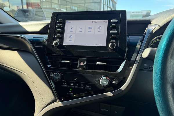 2021 Toyota Camry Ascent AXVH70R
