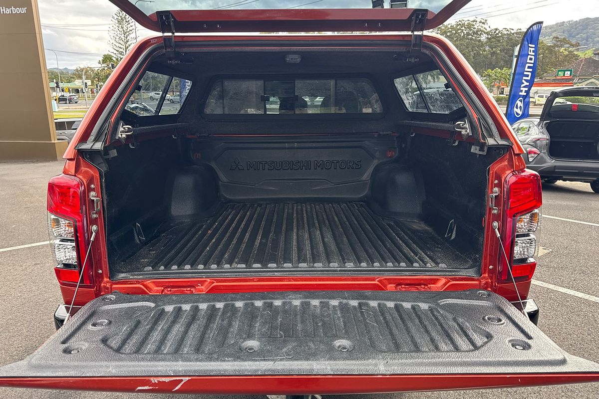 2022 Mitsubishi Triton GSR MR 4X4