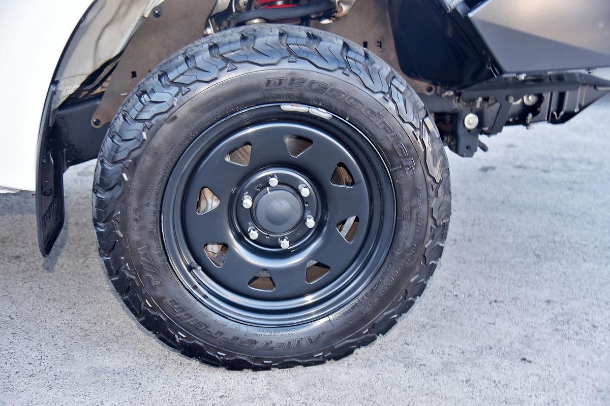 2022 Toyota Hilux Workmate GUN125R 4X4
