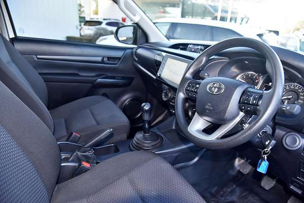 2022 Toyota Hilux Workmate GUN125R 4X4