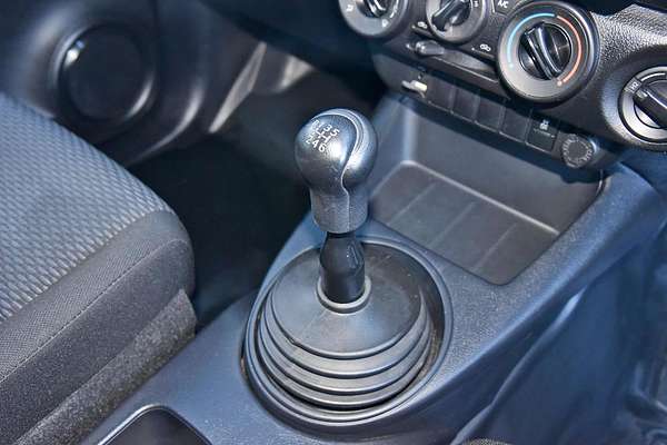 2022 Toyota Hilux Workmate GUN125R 4X4