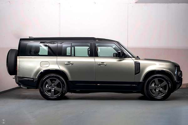 2025 Land Rover Defender 130 D350 X-Dynamic SE L663