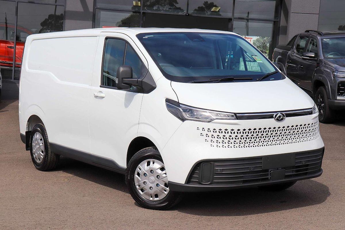 2025 LDV Deliver 7 SWB