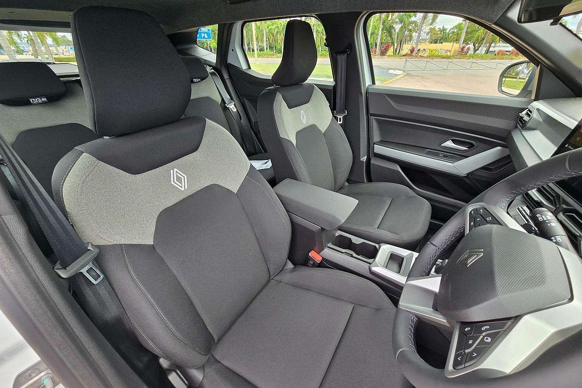 2025 Renault Duster Evolution X1311