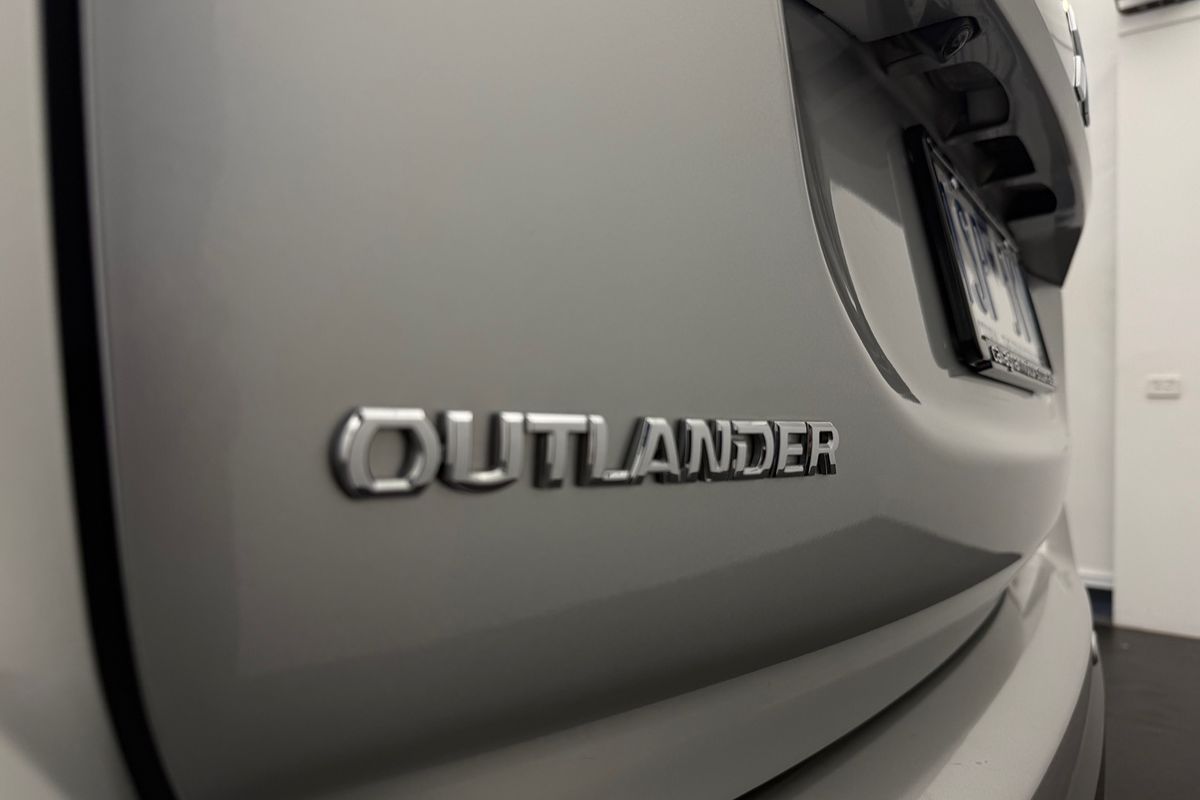 2019 Mitsubishi Outlander LS ZL