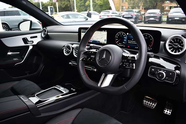 2024 Mercedes-Benz A-Class A200 V177
