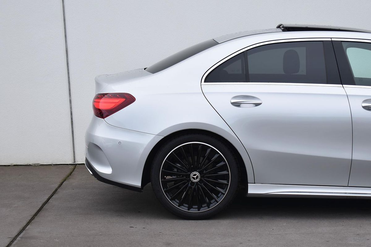 2024 Mercedes-Benz A-Class A200 V177