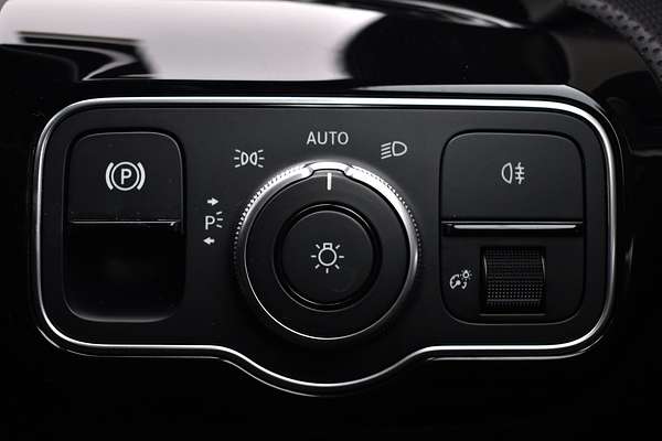 2024 Mercedes-Benz A-Class A200 V177