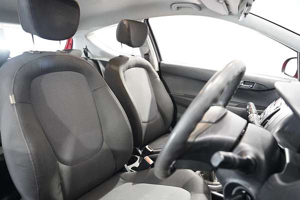 2013 Hyundai i20 Active PB