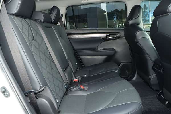 2022 Toyota Kluger Grande GSU75R