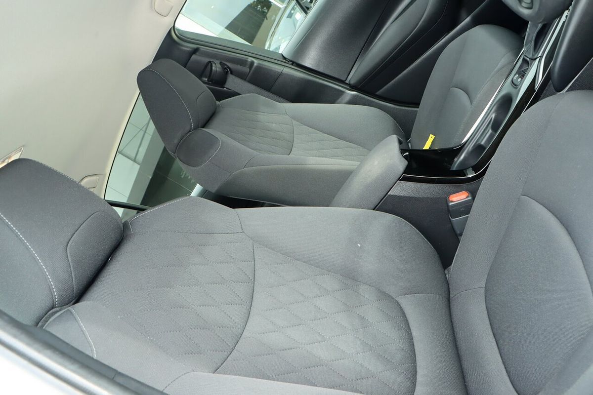 2022 Toyota Corolla Ascent Sport Hybrid ZWE211R