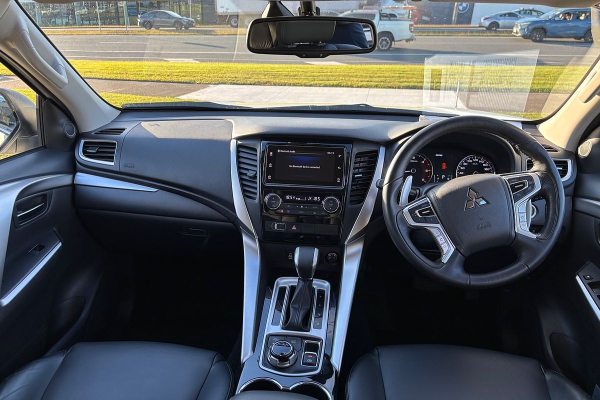 2015 Mitsubishi Pajero Sport GLS QE
