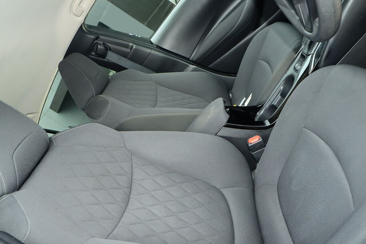 2022 Toyota Corolla Ascent Sport Hybrid ZWE211R