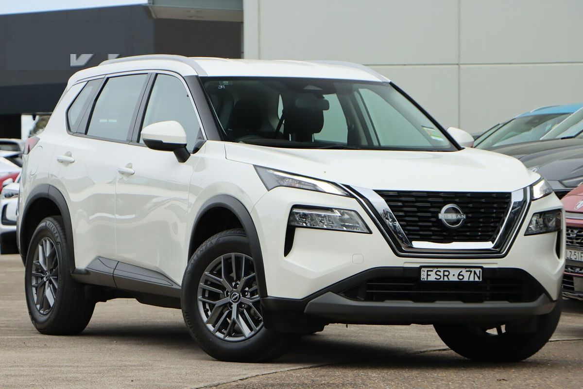 2023 Nissan X-TRAIL ST T33