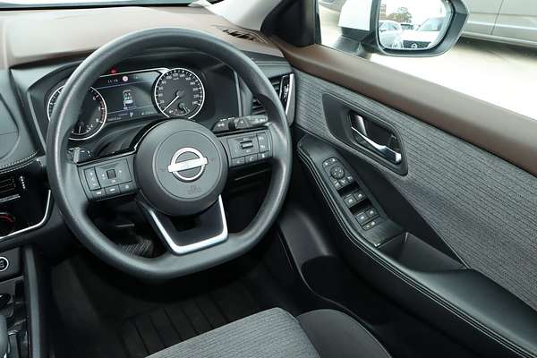 2023 Nissan X-TRAIL ST T33