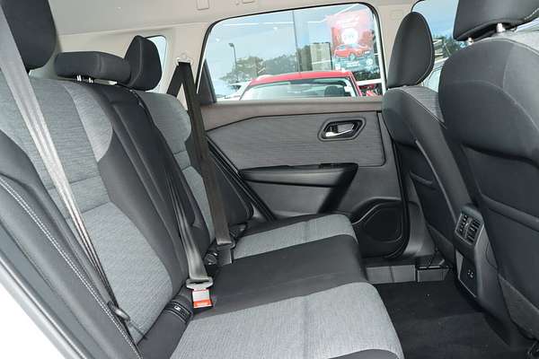 2023 Nissan X-TRAIL ST T33