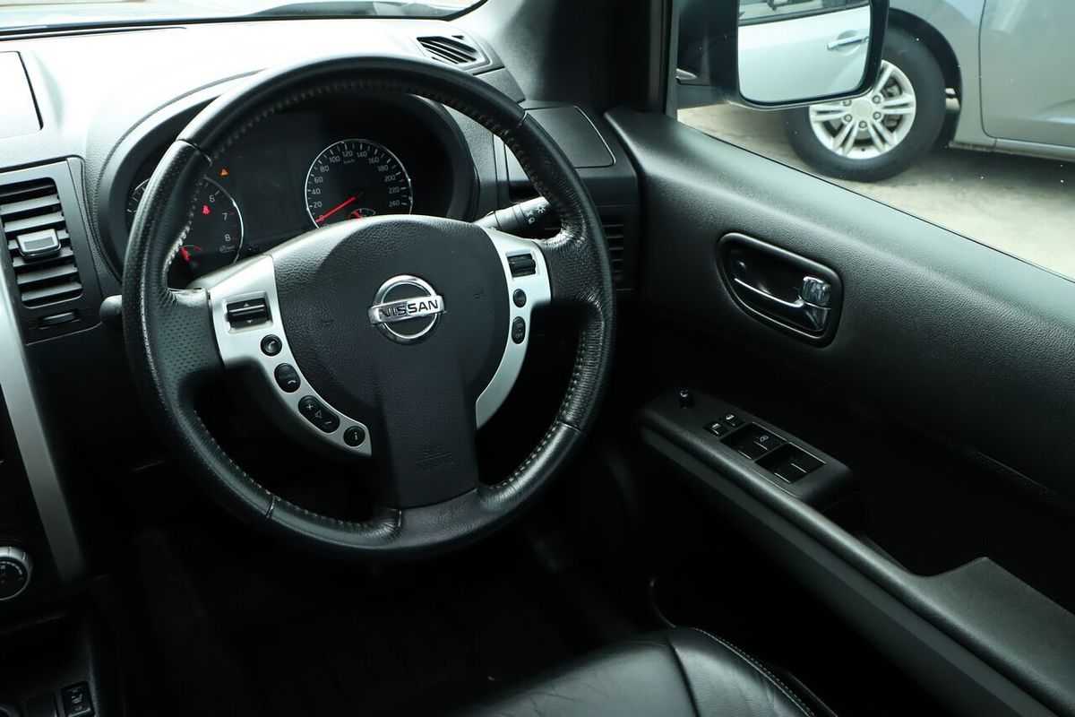 2011 Nissan X-TRAIL ST-L T31