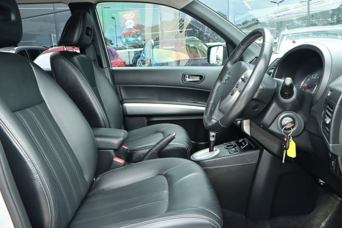 2011 Nissan X-TRAIL ST-L T31