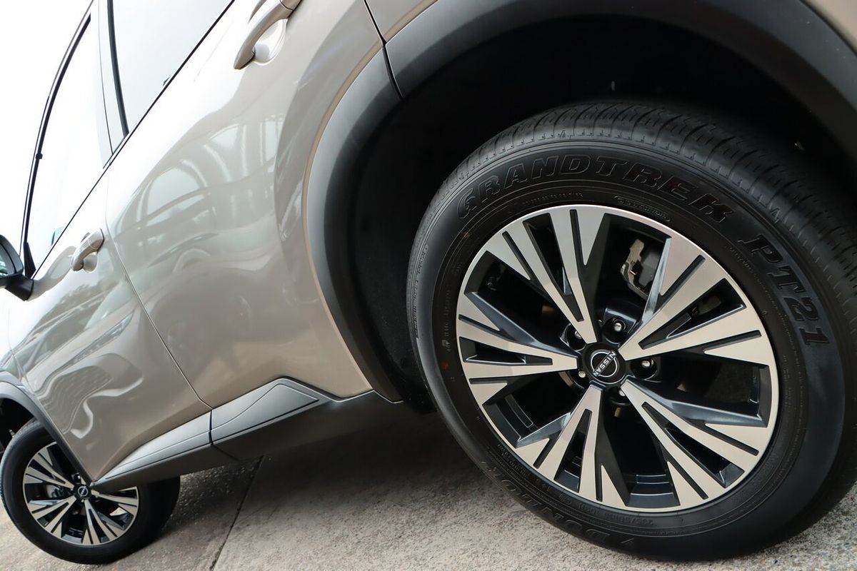 2024 Nissan X-TRAIL ST-L T33