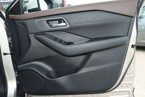 2024 Nissan X-TRAIL ST-L T33