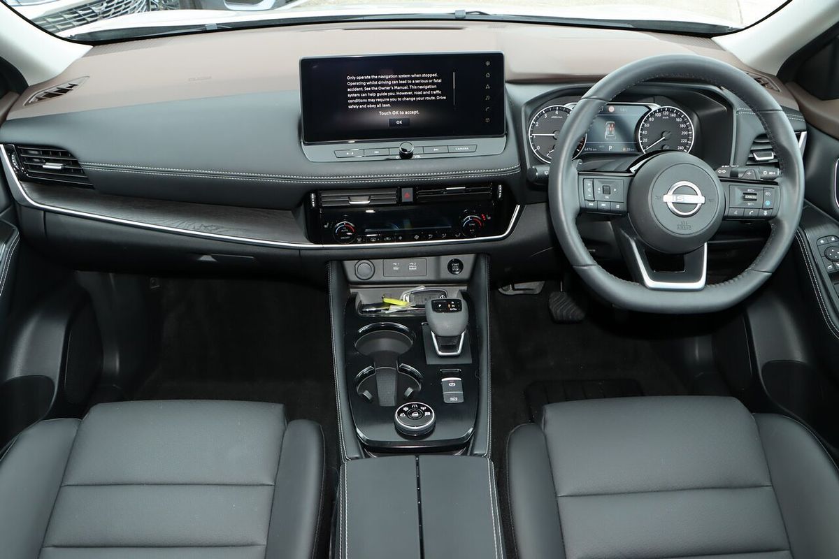 2024 Nissan X-TRAIL ST-L T33